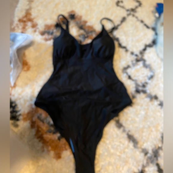 NWT kasey black cutout back one piece swimsuit - Picture 3 of 6